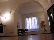 Enlarge photo 2