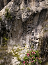 Enlarge photo 65