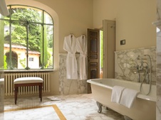 Enlarge photo 41