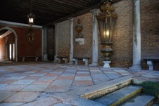 Enlarge photo 23