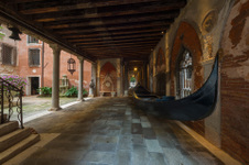 Enlarge photo 13