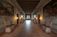 Enlarge photo 14