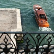 Enlarge photo 12