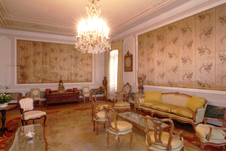 Enlarge photo 4