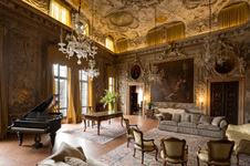 Enlarge photo 10