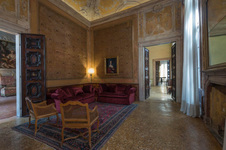 Enlarge photo 16