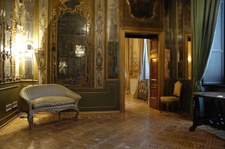Enlarge photo 1