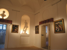 Enlarge photo 16