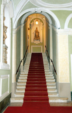 Enlarge photo 2