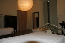 Enlarge photo 47