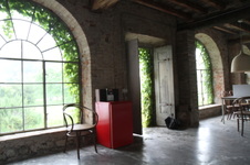 Enlarge photo 80