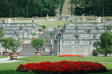 Enlarge photo 18
