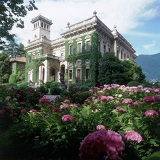 Enlarge photo 2