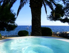 Enlarge photo 21