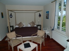 Enlarge photo 29