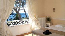 Enlarge photo 44