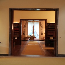 Enlarge photo 11