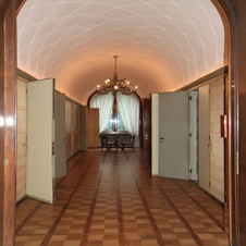 Enlarge photo 56
