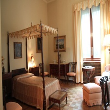 Enlarge photo 65