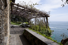 Enlarge photo 12