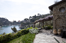 Enlarge photo 15