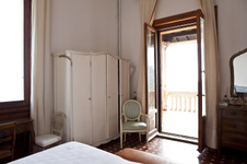 Enlarge photo 78