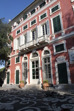 Enlarge photo 22