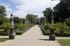 Enlarge photo 56