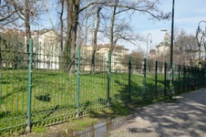 Enlarge photo 12