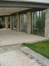 Enlarge photo 2