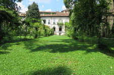 Enlarge photo 46