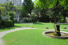 Enlarge photo 57