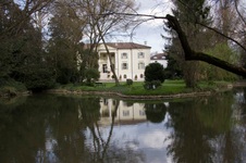 Enlarge photo 13