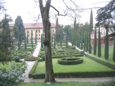 Enlarge photo 33