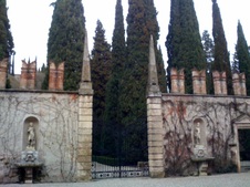 Enlarge photo 18