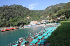 Enlarge photo 23