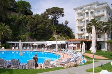 Enlarge photo 3