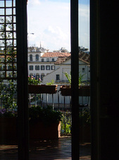 Enlarge photo 1