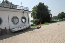 Enlarge photo 38
