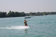 Enlarge photo 79
