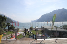 Enlarge photo 89