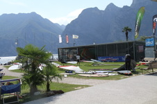 Enlarge photo 79