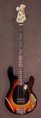 ERNIE BALL MUSICMAN STINGRAY 