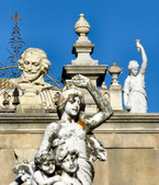 Enlarge photo 49