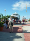 Enlarge photo 17