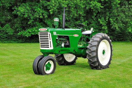 1958 Oliver Model 880 Diesel Tractor