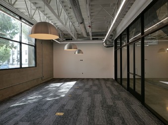 Enlarge photo 26