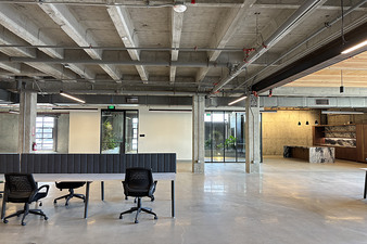 Enlarge photo 22