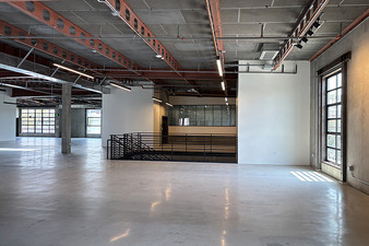 Enlarge photo 26