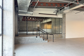 Enlarge photo 31